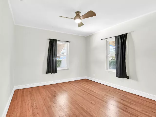 Продажа дома по адресу 3216 Karen Drive - фото 9380968