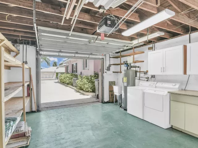 Продажа дома по адресу 3216 Karen Drive - фото 9380973