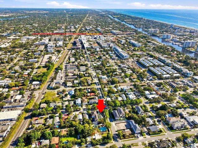 Продажа дома по адресу 502 SE 3rd Avenue - фото 9354136