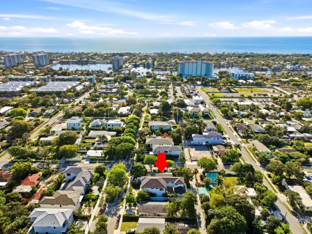 Продажа дома по адресу 502 SE 3rd Avenue - фото 9354139