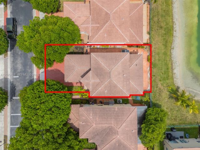Продажа дома по адресу 11318 NW 44th Ter - фото 7677369