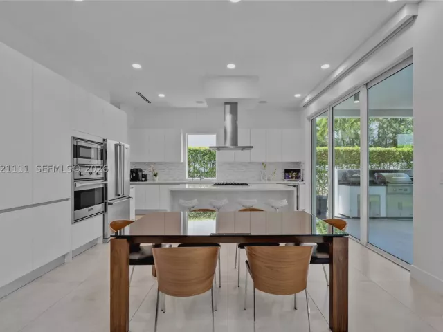 Продажа дома по адресу 10267 NW 75th Ter - фото 9023649