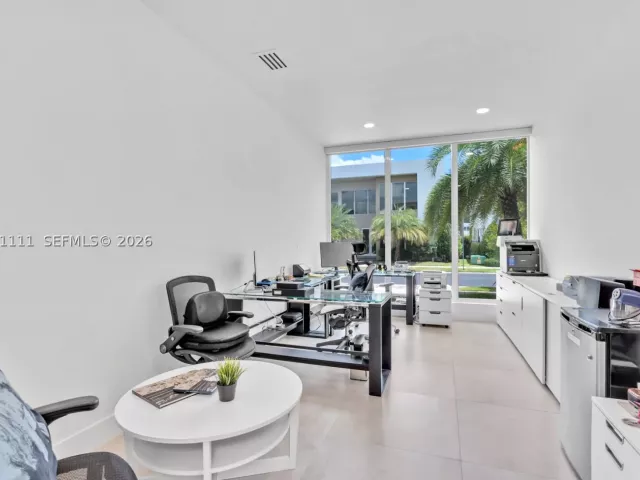 Продажа дома по адресу 10267 NW 75th Ter - фото 9023657