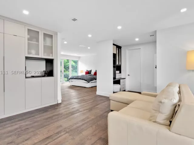 Продажа дома по адресу 10267 NW 75th Ter - фото 9023670