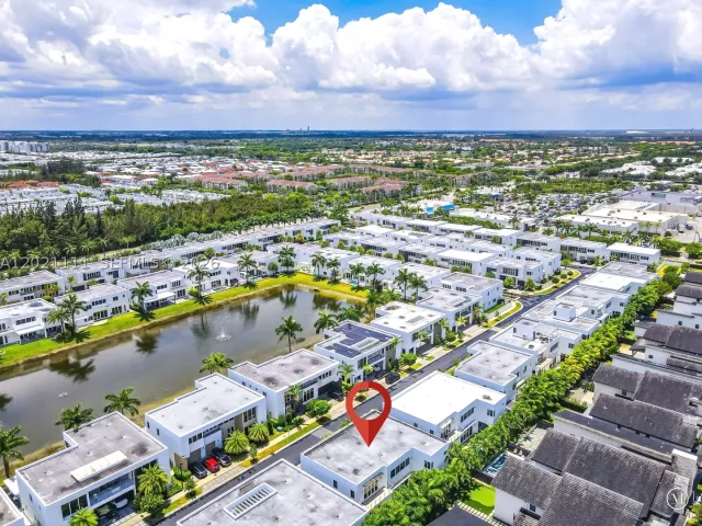 Продажа дома по адресу 10267 NW 75th Ter - фото 9023697