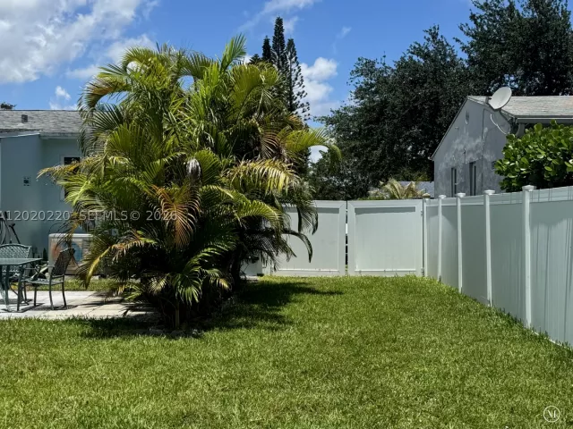 Продажа дома по адресу 2726 Taylor St - фото 9003766