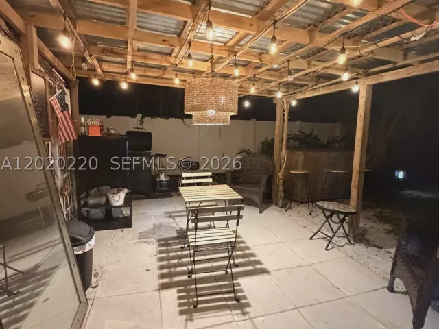 Продажа дома по адресу 2726 Taylor St - фото 9003770