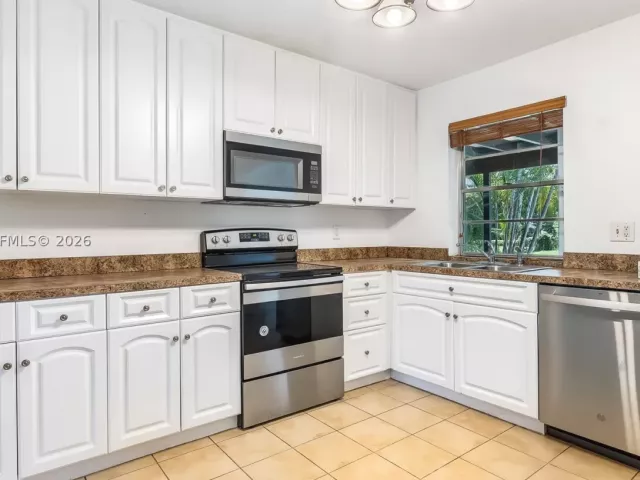 Продажа дома по адресу 500 NW 96th Ter - фото 9300876