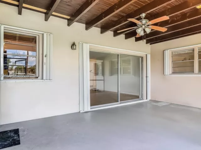 Продажа дома по адресу 500 NW 96th Ter - фото 9300879