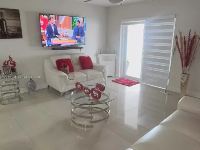 Продажа дома по адресу 3251 NW 177th Ter - фото 7676498