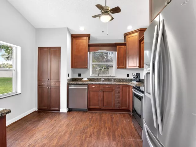 Продажа дома по адресу 7550 Ironbridge Circle - фото 9356718