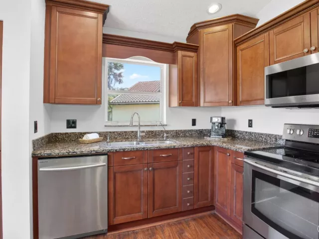 Продажа дома по адресу 7550 Ironbridge Circle - фото 9356723
