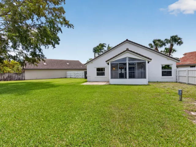 Продажа дома по адресу 7550 Ironbridge Circle - фото 9356738