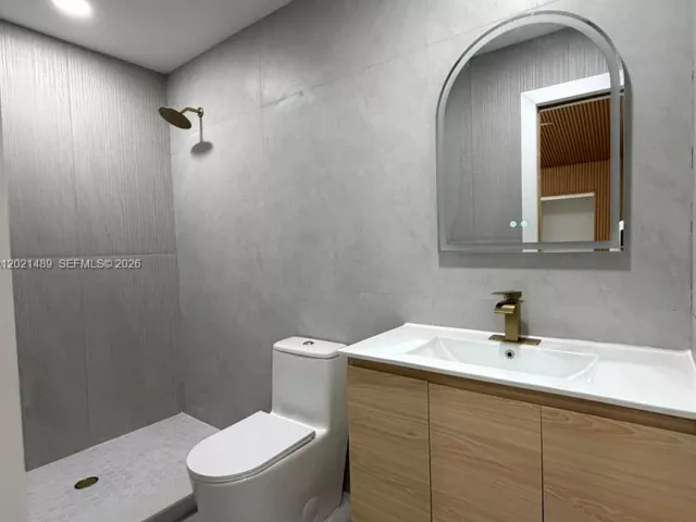 Продажа дома по адресу 840 NW 67th St - фото 7679553