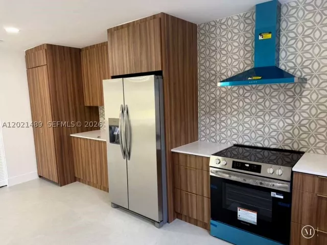Продажа дома по адресу 840 NW 67th St - фото 8920925