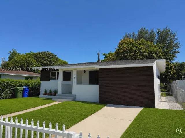 Продажа дома по адресу 840 NW 67th St - фото 8920915