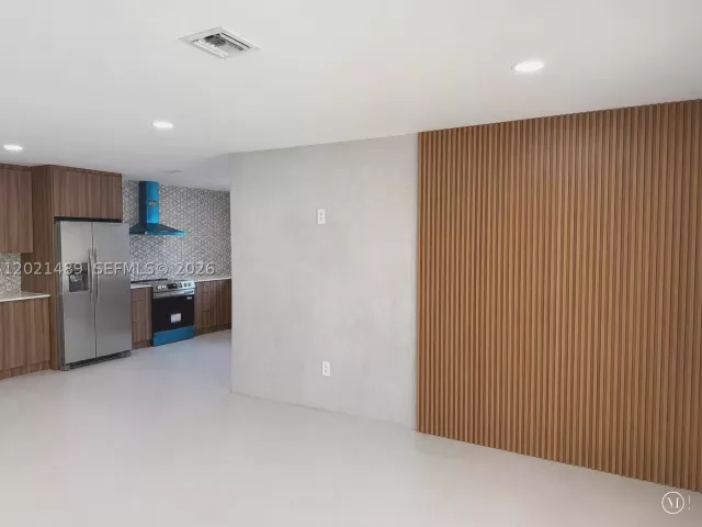 Продажа дома по адресу 840 NW 67th St - фото 8920920