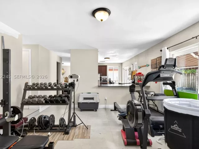 Продажа дома по адресу 15530 SW 59th St - фото 9275823