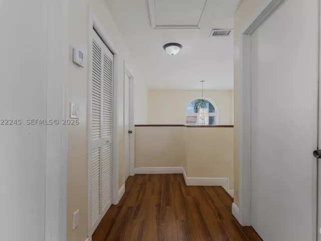 Продажа дома по адресу 15530 SW 59th St - фото 9275832