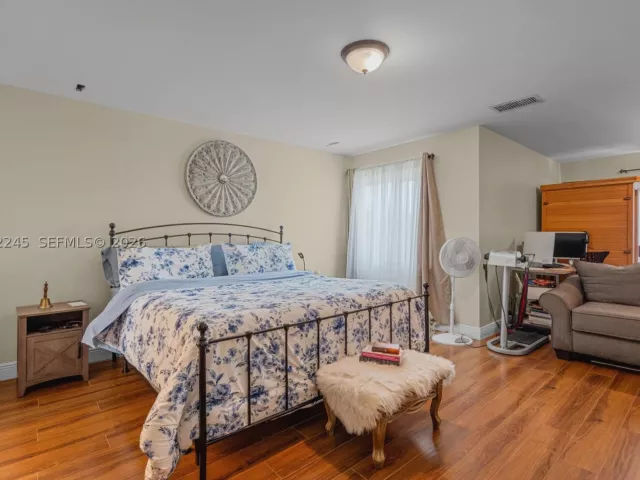 Продажа дома по адресу 15530 SW 59th St - фото 9275835