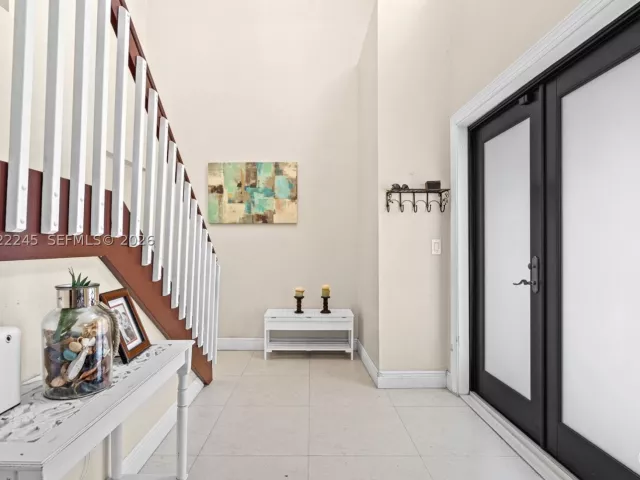 Продажа дома по адресу 15530 SW 59th St - фото 9275815