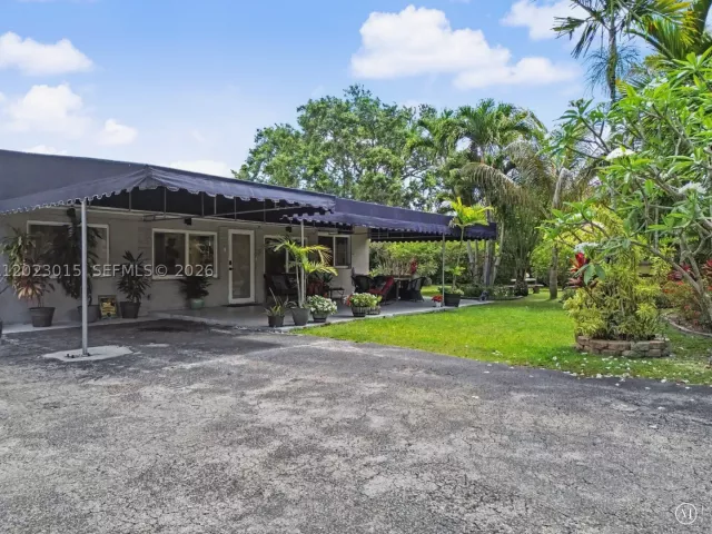 Продажа дома по адресу 8331 SW 100th St - фото 8923144