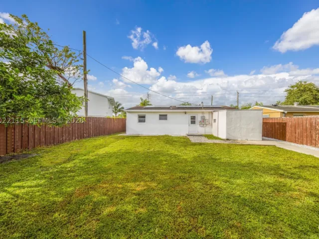 Продажа дома по адресу 2411 Fletcher St - фото 9220914