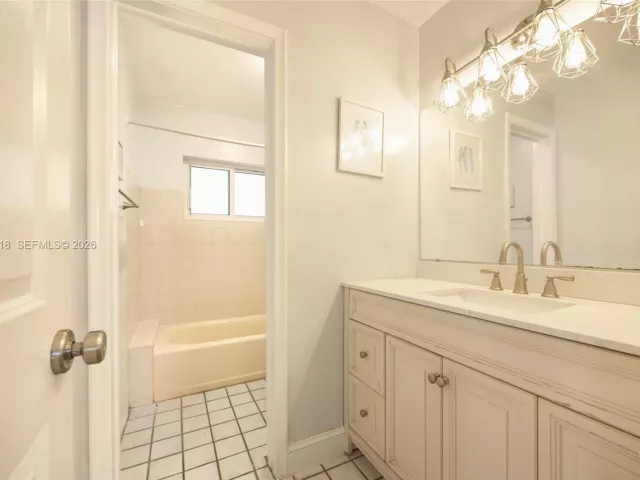 Продажа дома по адресу 11750 SW 31st St - фото 7684090