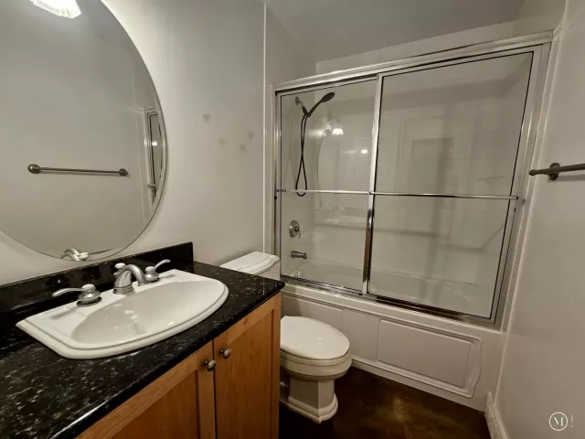 Продажа дома по адресу 812 SW 4th Avenue 8 - фото 8159217