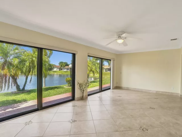 Продажа дома по адресу 2105 SW 17th Circle - фото 9044461