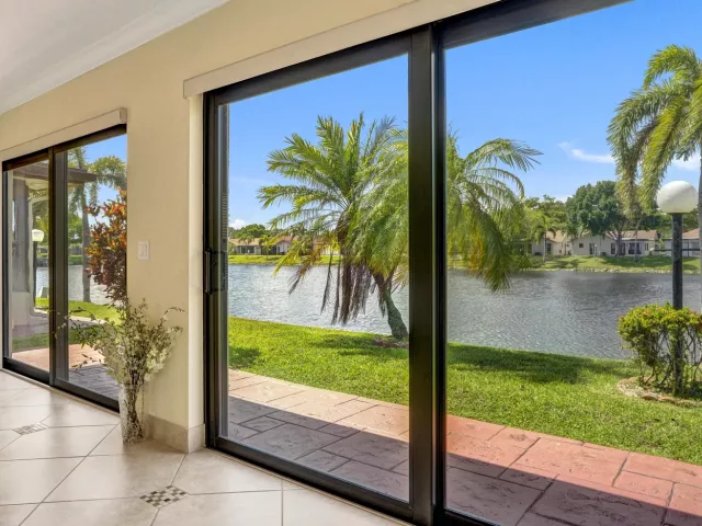 Продажа дома по адресу 2105 SW 17th Circle - фото 9044470