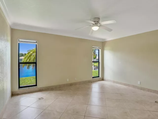 Продажа дома по адресу 2105 SW 17th Circle - фото 9044479