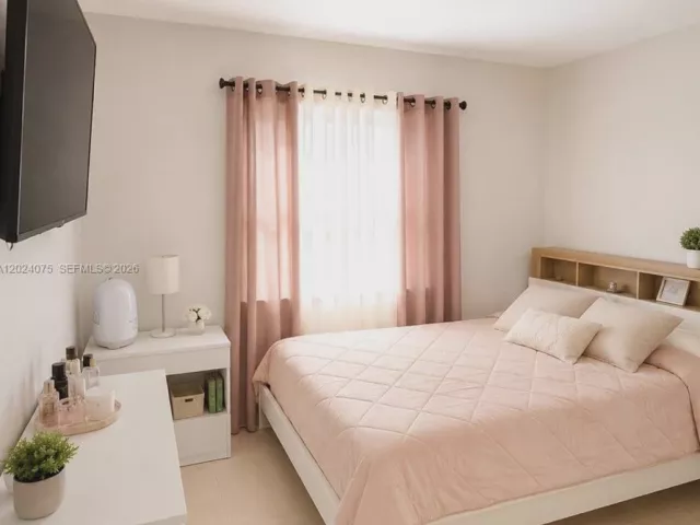 Продажа дома по адресу 11001 SW 218th Ter - фото 7688042