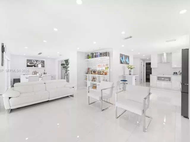 Продажа дома по адресу 15341 SW 36th St - фото 7688225