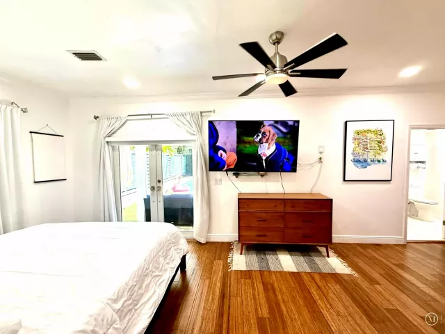 Продажа дома по адресу 1216 SE 1st Street - фото 8900738