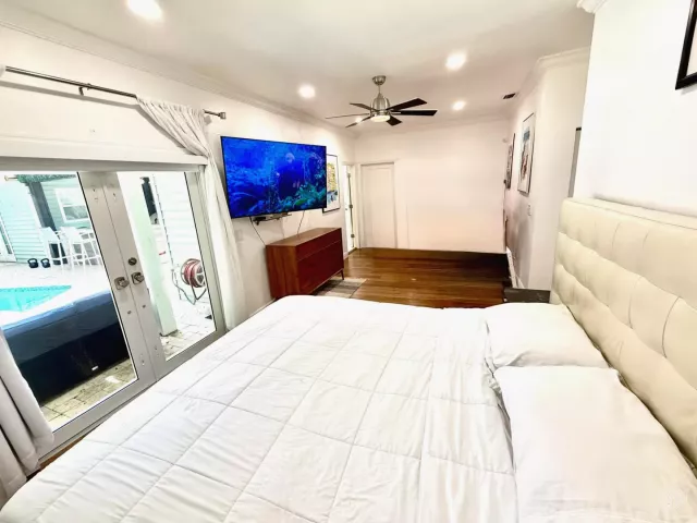 Продажа дома по адресу 1216 SE 1st Street - фото 8900739