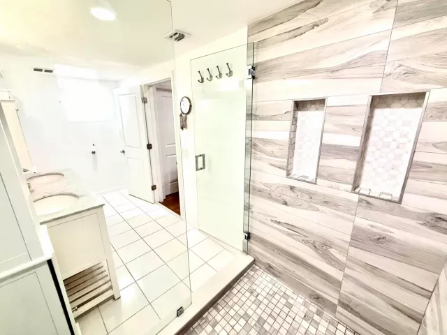 Продажа дома по адресу 1216 SE 1st Street - фото 8900746