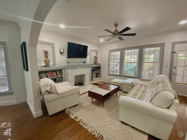 Продажа дома по адресу 1216 SE 1st Street - фото 8900734
