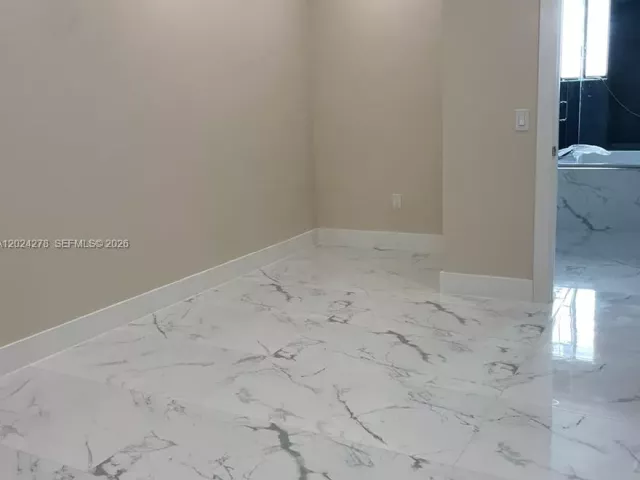 Продажа дома по адресу 14442 SW 14th St - фото 7690809