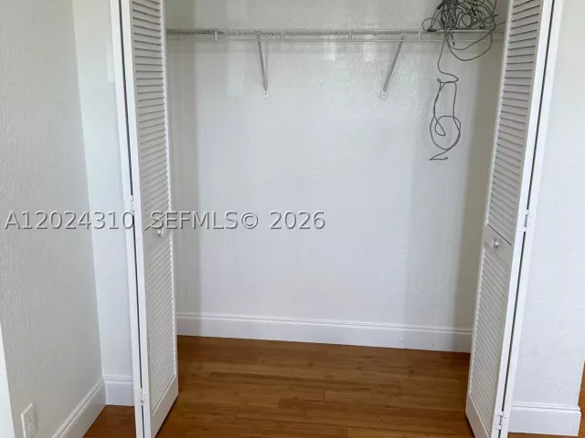Продажа дома по адресу 11090 Baybreeze Way - фото 9139432
