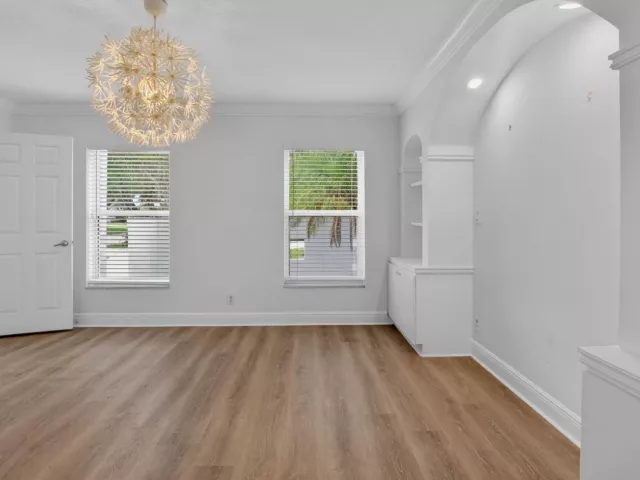 Продажа дома по адресу 8044 Twin Lake Drive - фото 9278770