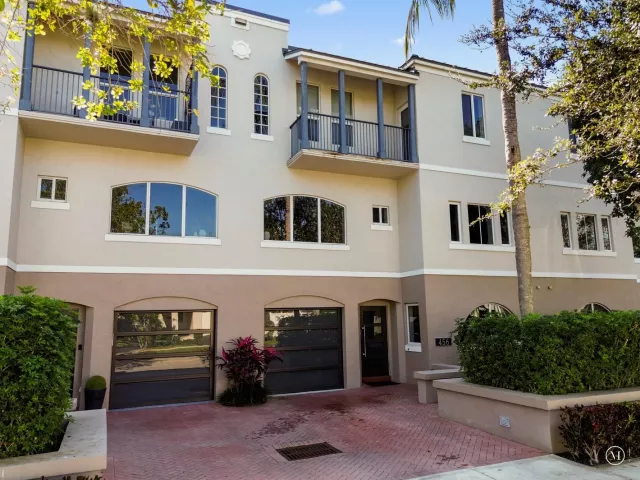 Продажа дома по адресу 456 E Boca Raton Road - фото 9034819