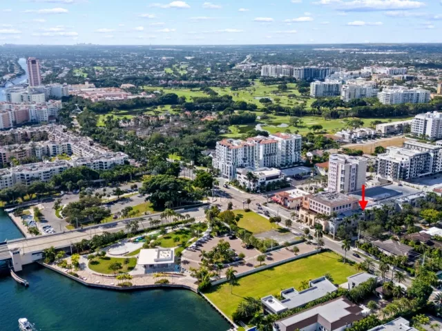 Продажа дома по адресу 456 E Boca Raton Road - фото 9034823