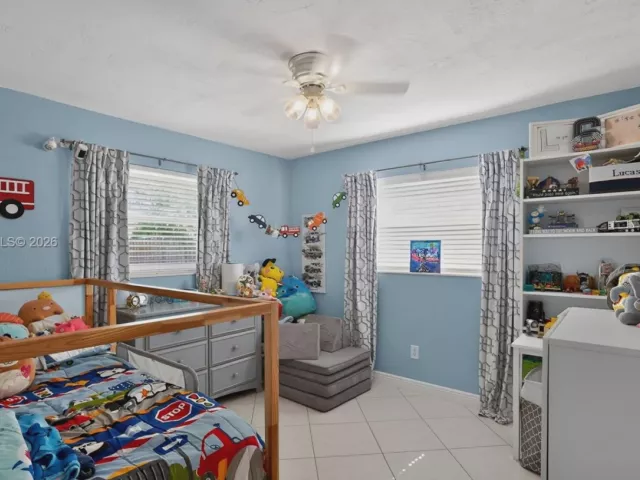 Продажа дома по адресу 10651 NW 19th Pl - фото 7693965