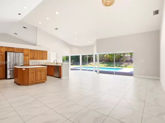 Продажа дома по адресу 9818 SW 111th Ter - фото 8886744