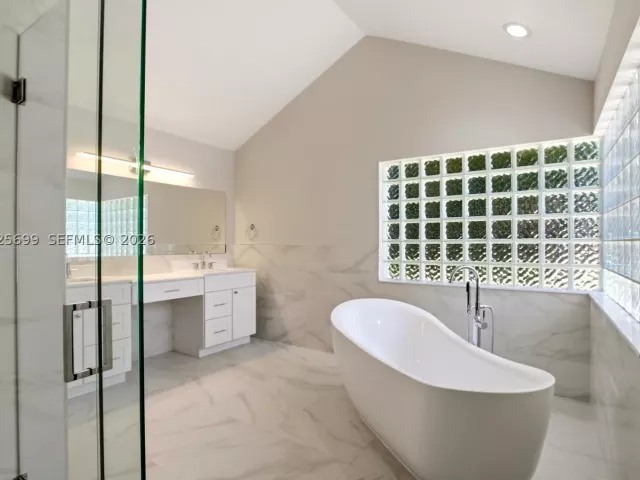 Продажа дома по адресу 9818 SW 111th Ter - фото 8886753