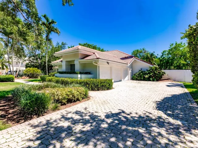 Продажа дома по адресу 9818 SW 111th Ter - фото 8886736