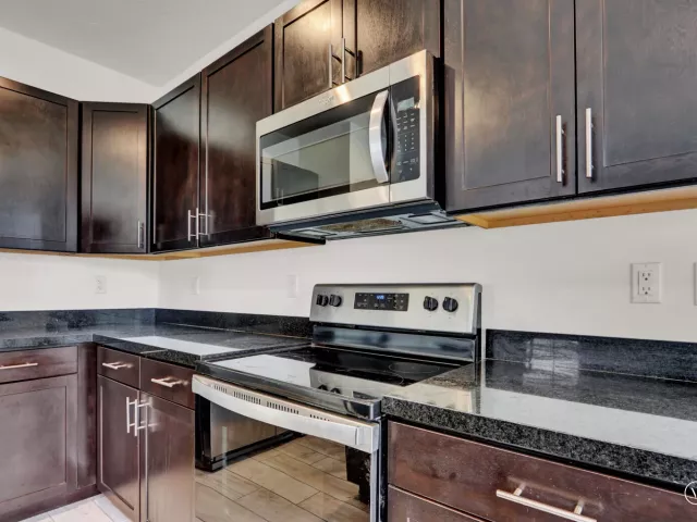 Продажа дома по адресу 4008 Sequoia Place - фото 9363119