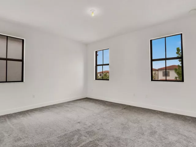 Продажа дома по адресу 4008 Sequoia Place - фото 9363129