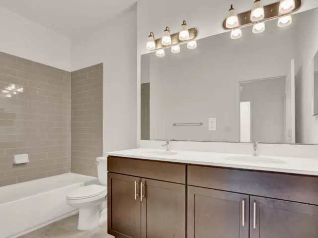 Продажа дома по адресу 4008 Sequoia Place - фото 9363134
